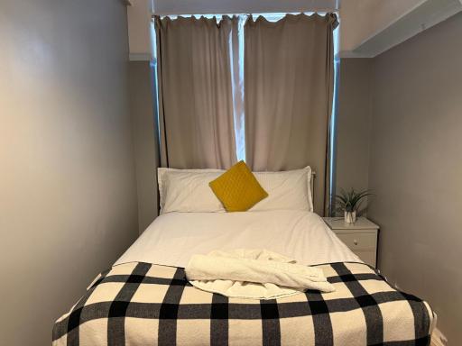 1 Bedroom Flat in Central London - Housity