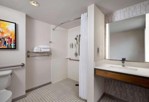 Hilton Garden Inn Detroit Downtown - Housity