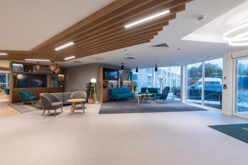 Holiday Inn Bristol Airport, an IHG Hotel - Housity