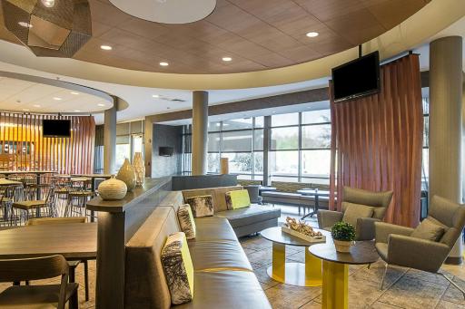 SpringHill Suites Tampa North/Tampa Palms - Housity