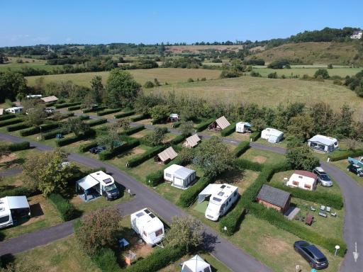 Camping Onlycamp Sous les Pommiers - Housity