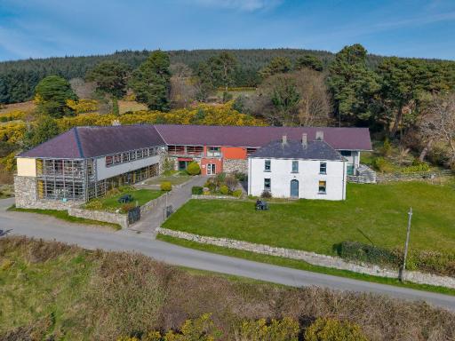Knockree Hostel - Housity