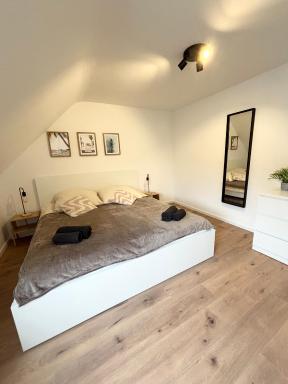 Große Apartments für Monteure - Dorsten - - Housity