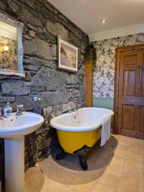 The Old Convent Holiday Apartments - Housity
