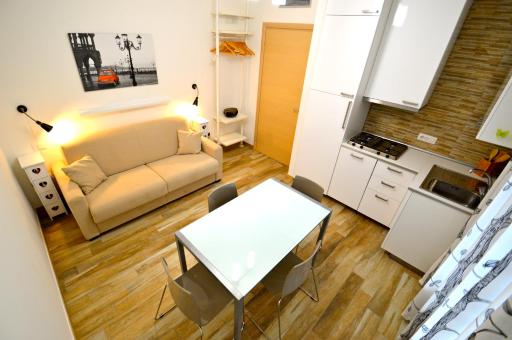 Royal Sea House - Housity