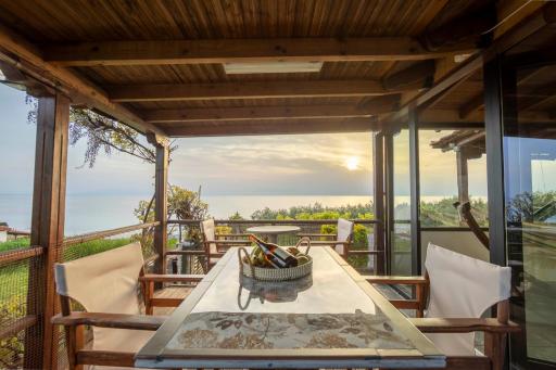 KariBa House - Sunset view - Housity