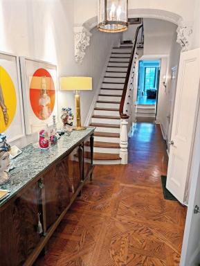 Travel Proud Hazelton Heritage Bed & Breakfast - Housity