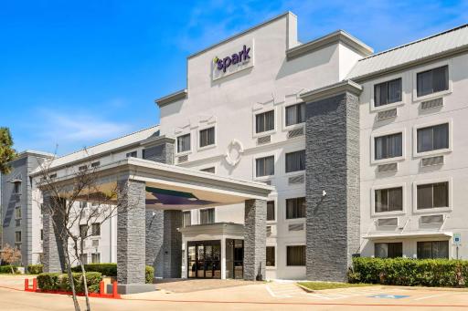 Spark By Hilton Grapevine DFW North - Housity