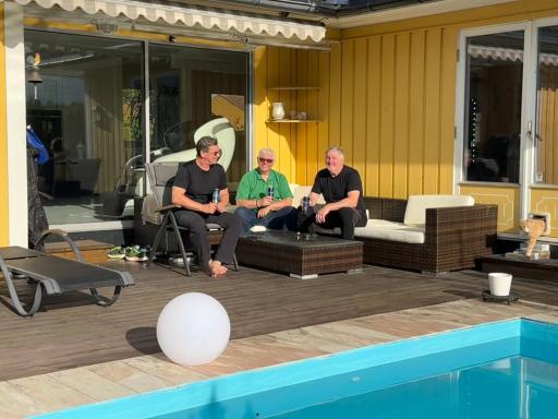 Nice house with pool, massage chair and sauna - Housity