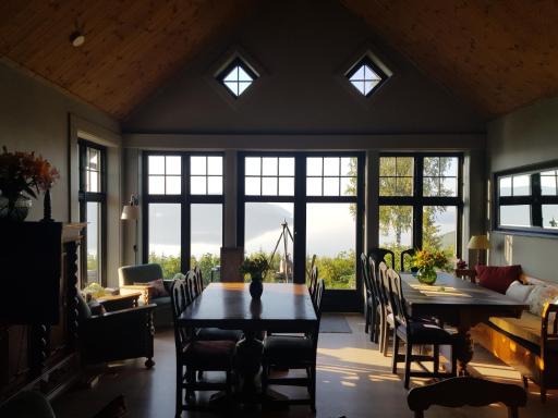 Villa Fjara sleeps 22 in 6 bedrooms - Housity
