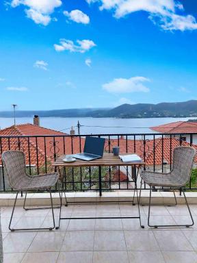 Doras House in village Άνετο Διαμέρισμα υπέροχη θέα - Housity