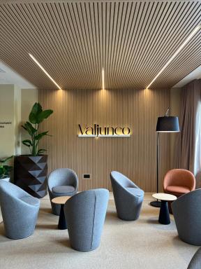 Hotel Valjunco - Housity