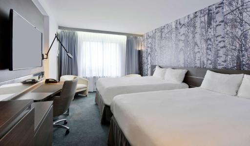 DoubleTree by Hilton Ottawa Downtown - Housity