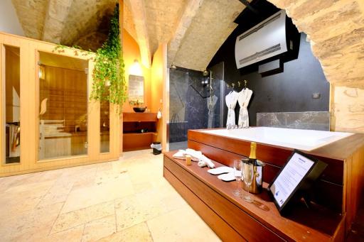 L'Autel - Balnéo - Sauna - Centre historique - 129 - Housity
