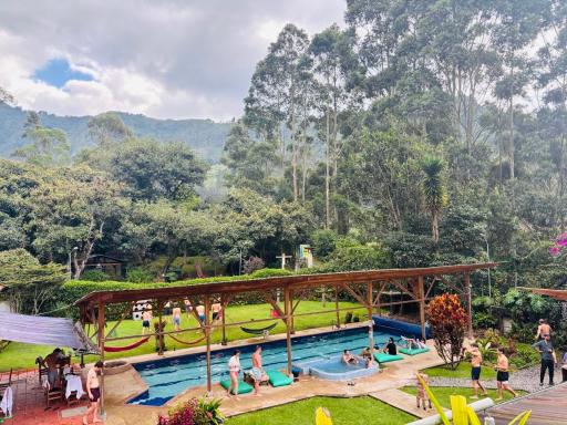 Mama Tungu hostel - Housity