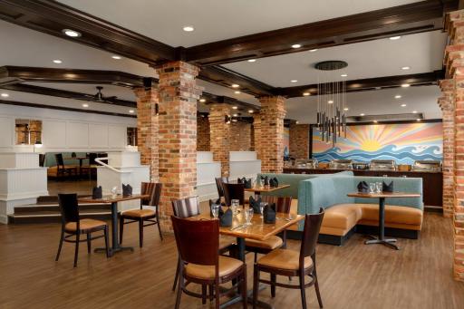 Holiday Inn Virginia Beach - Norfolk, an IHG Hotel - Housity