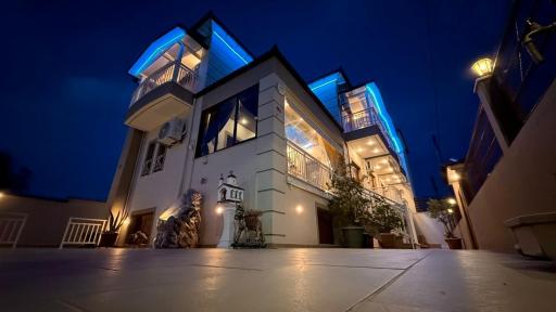 Villa Emmanouela Studios - Family Accommodation - Housity