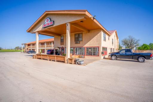 Lone Star Inn by OYO Vernon Texas Hwy 287 - Housity