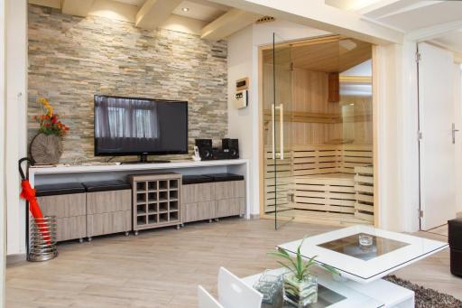 Nirvana SPA Center - Housity