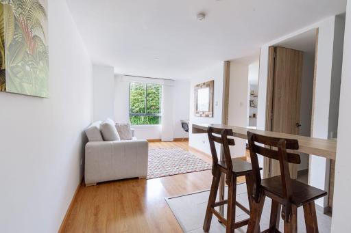 Moderno y tranquilo apartamento cerca a termales. - Housity