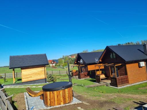 Domki na Zagroniu - Housity
