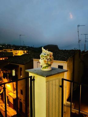 Corleone Home - Housity