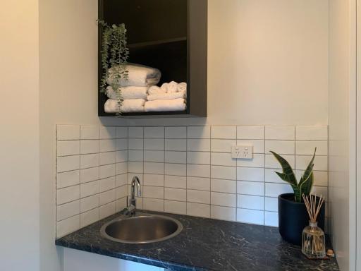 Clarendon Country Cottage private retreat - Housity