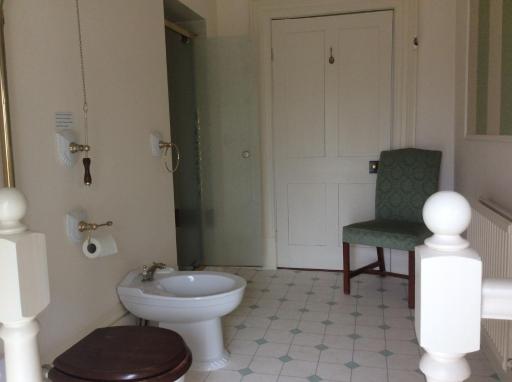 St Nicholas House - Housity