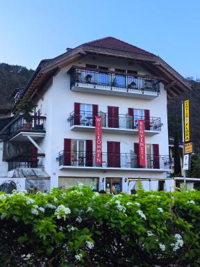 Pension Flora - Housity