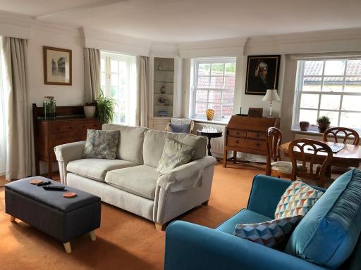 Kingfisher House - Sandwich - Housity