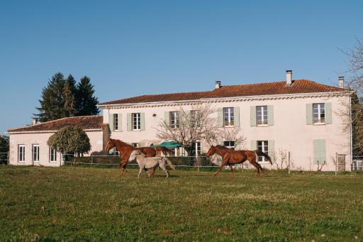 Logis de Vallombronze - Housity