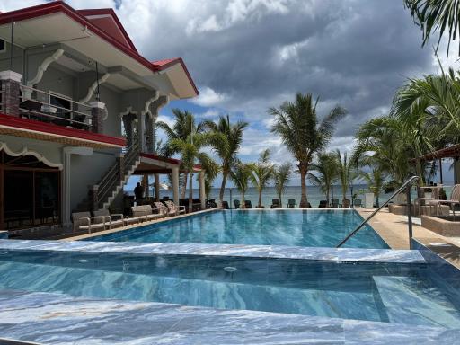 Lawson’s Beach Resort - Housity