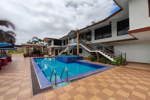 Al Safina Kijal Beach Resort - Housity