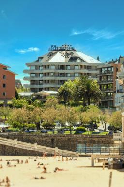 Gran Hotel Victoria - Housity