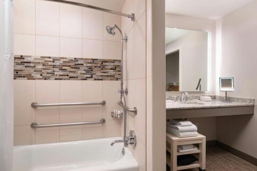 Coronado Island Marriott Resort & Spa - Housity
