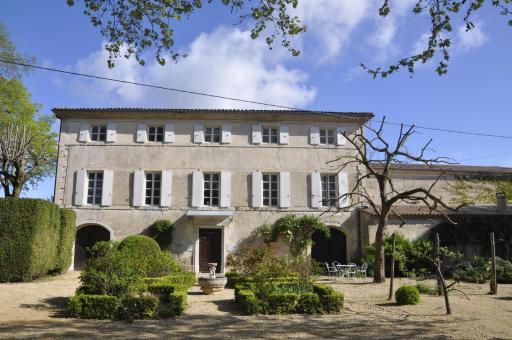 Les Cigales - Housity