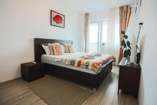 Q Luxury near Palas Mall - Housity