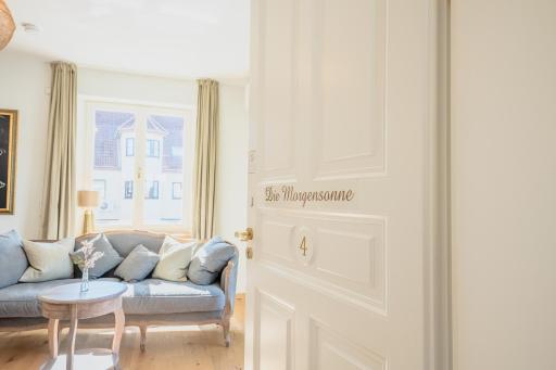 SCHLOSSBERG RESIDENCES - Betthupferl - Self Check-In Design Studios Aschaffenburg - Housity