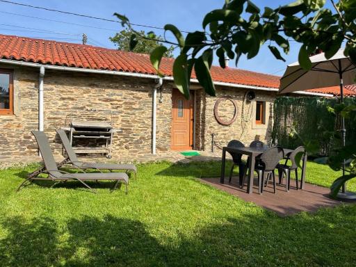 Casa rural entre Santiago Compostela y La Coruña - Housity