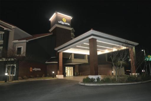 La Quinta by Wyndham Austin Airport - Housity