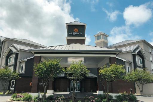 La Quinta by Wyndham Austin Airport - Housity