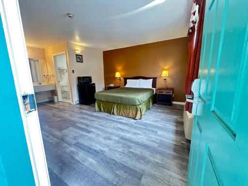 Royal Inn - Housity