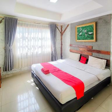 RedDoorz Plus at Ladang Asri Homestay Lampung - Housity