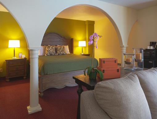 Marina Inn & Suites Chalmette-New Orleans - Housity