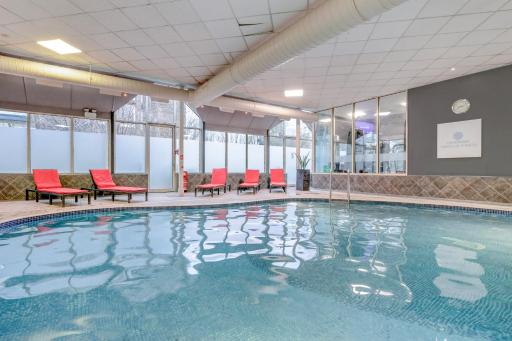 The Landmark Hotel and Leisure Club - Housity