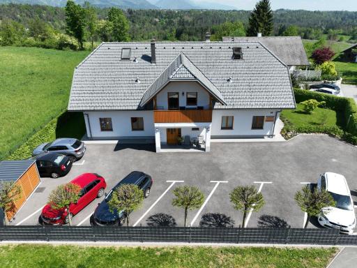 Apartments Roberta - Housity