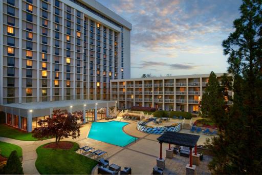 Atlanta Airport Marriott - Housity