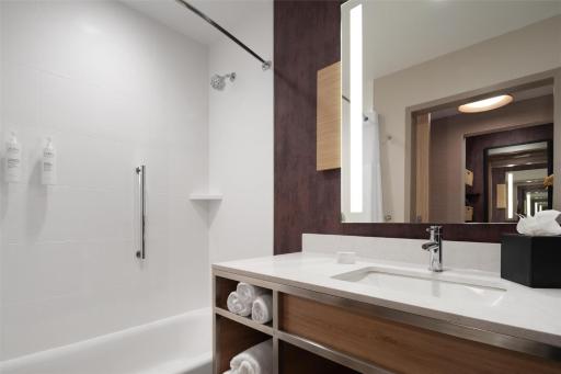 Hilton Garden Inn Greenville University Area - Housity