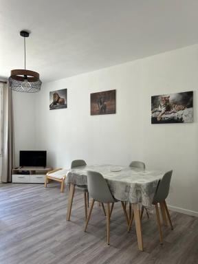 Le Parmentier - 1 place de parking privative - Housity