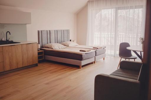 Beztroska Zatoka - ośrodek wypoczynkowy Jacuzzi & Sauna - Housity